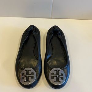 Tory Burch Reva Flat -Black with Silver Logo-6M